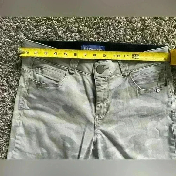 How about:

“Urban Edge: Cropped  Camo Pants” - Picture 3 of 7